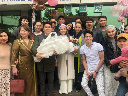 🧑‍🎤 Сакен Майгазиев — дети, семья и личная жизнь известного казахстанского певца