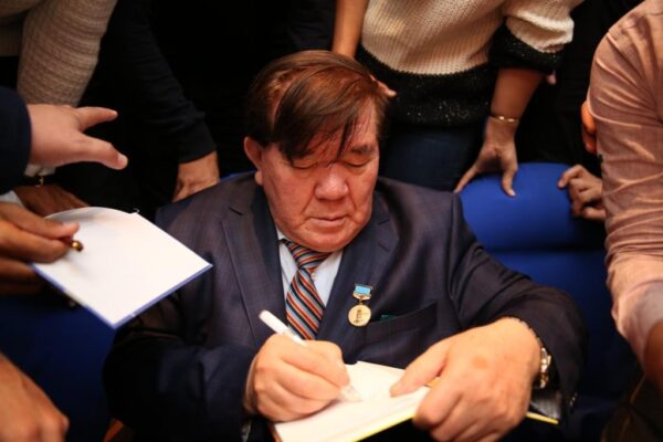 Мұхтар Шаханов